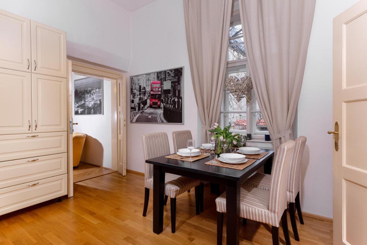 Classy Apartments Charles Bridge Prague Exterior photo